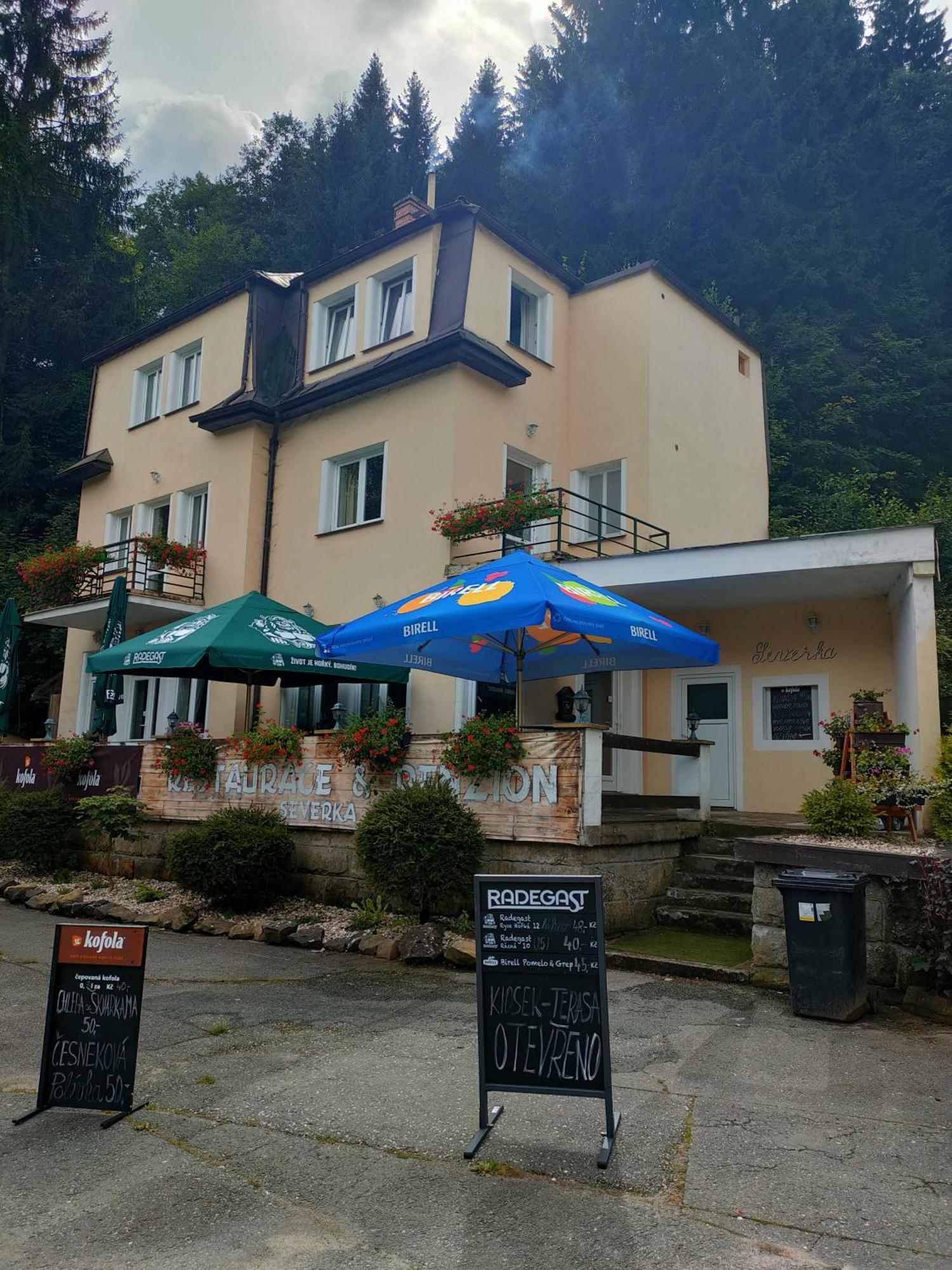 Teplice nad Metují Penzion Severka מראה חיצוני תמונה